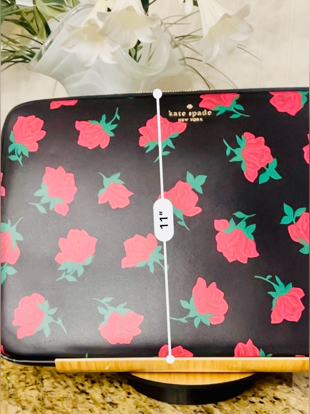 NWOT Kate Spade New York Madison Rose Toss Printed Laptop Sleeve - Picture 7 of 8